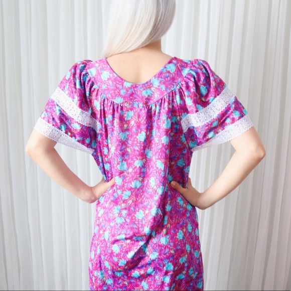 60’s / 70’s Maxi Whimsical Lounge Dress - Picture 4 of 8